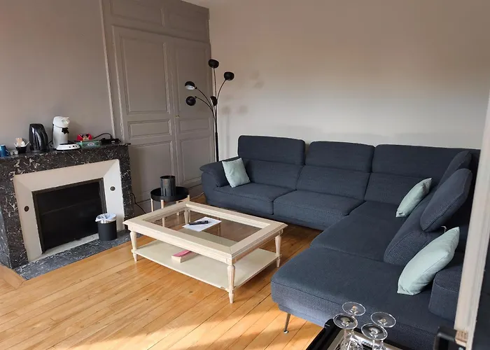 La Meditation De Thais Oda ve Kahvaltı Blancs-Coteaux